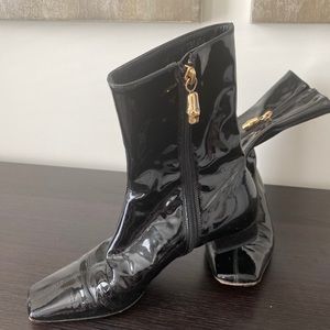 Authentic Gucci boots
